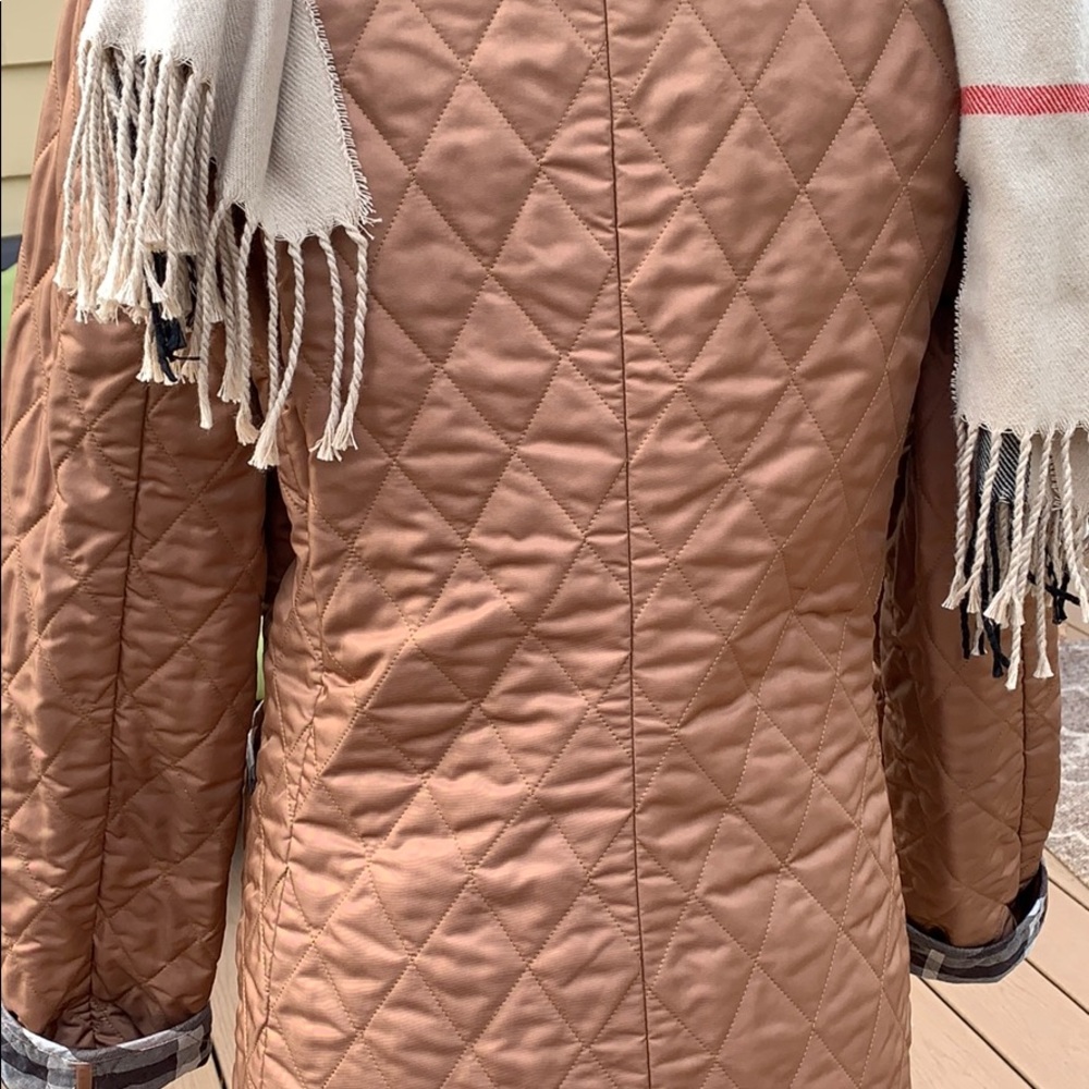 Beautiful Burberry Jacket Size S - Picture 3 of 7